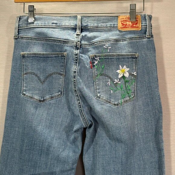 Levis Jeans Womens 31 Slimming Straight Medium Wash Cotton Stretch Painted Pocke - Picture 6 of 10